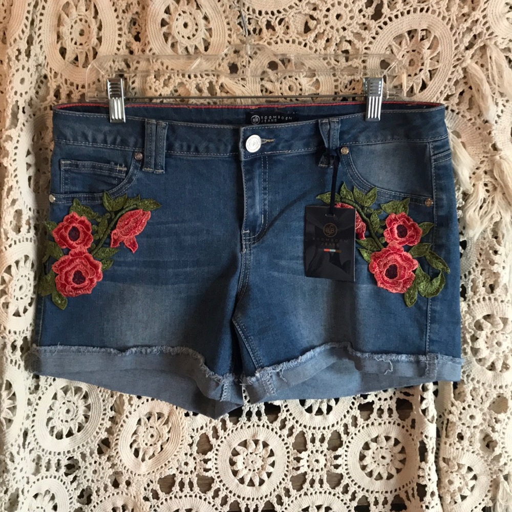 BOOM BOOM JEANS 💥 DENIM SHORTS
